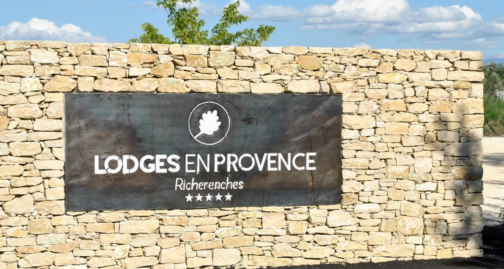 Lodges En Provence - Ecogites & Restaurant Insolites Richerenches Exterior photo