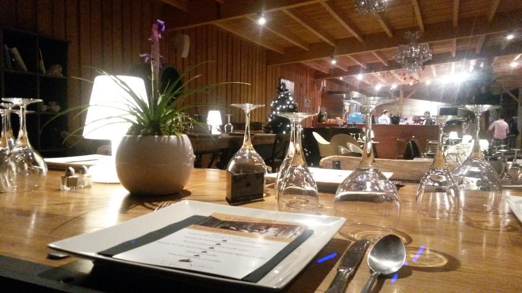 Lodges En Provence - Ecogites & Restaurant Insolites Richerenches Exterior photo
